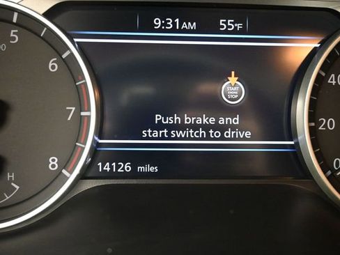 Used 2023 Nissan Sentra SR w/ SR Premium Package image 18