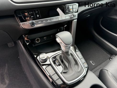 New 2026 Kia Seltos EX image 24