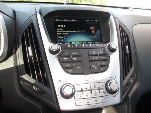 Used 2017 Chevrolet Equinox Premier w/ Enhanced Convenience Package FWD image 14