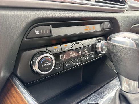 Used 2017 MAZDA CX-9 Signature AWD/4WD image 11