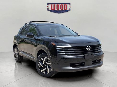 New 2026 Nissan Kicks SV w/ Charging Package FWD image 1