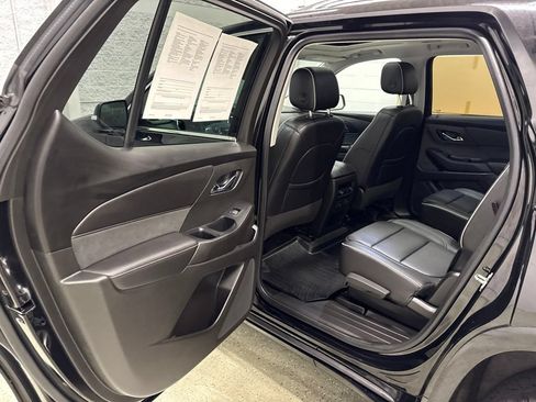 Used 2021 Chevrolet Traverse High Country AWD/4WD image 32