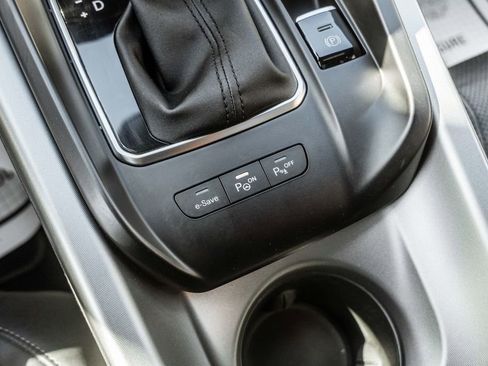 Used 2024 Alfa Romeo Tonale Veloce image 26