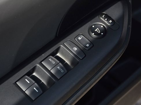 Used 2019 Honda Civic LX image 10