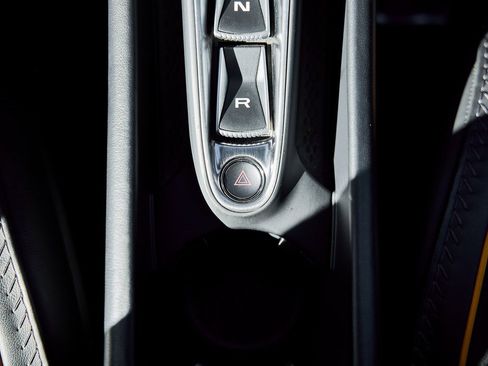 Used 2023 McLaren Artura image 55