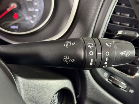 Used 2019 Jeep Compass Latitude w/ Cold Weather Group image 24