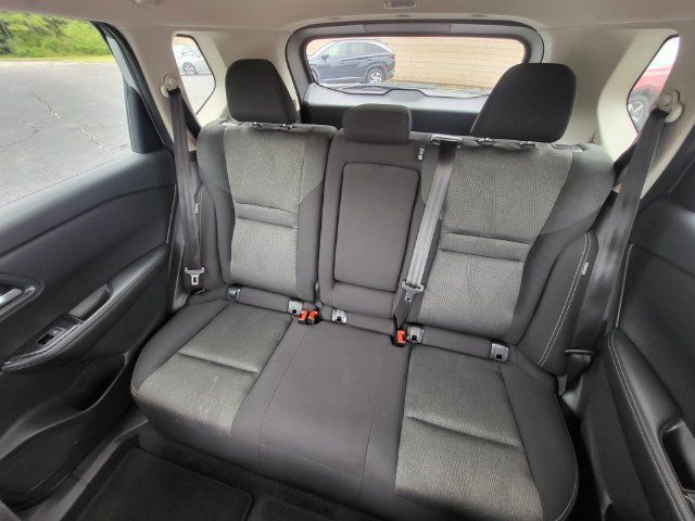 Used 2025 Nissan Rogue SV FWD image 12