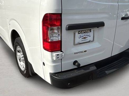 Used 2021 Nissan NV 2500 SV image 33