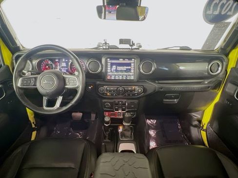 Used 2022 Jeep Wrangler Unlimited Rubicon w/ Trailer Tow Package image 28