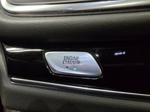 Used 2023 Buick Enclave Avenir w/ Avenir Technology Package image 27