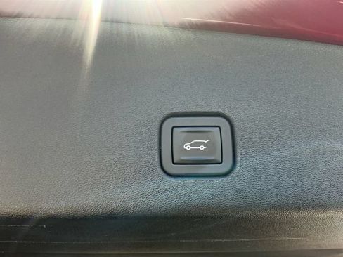 Used 2025 Cadillac Optiq Sport 2 w/ LPO, Floor Liner Package AWD/4WD image 23
