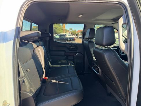 Used 2019 GMC Sierra 1500 SLT image 16