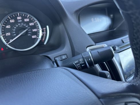 Used 2016 Acura TLX image 22