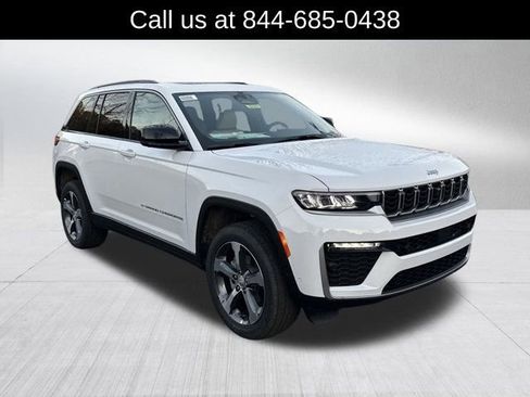 New 2026 Jeep Grand Cherokee Limited image 3