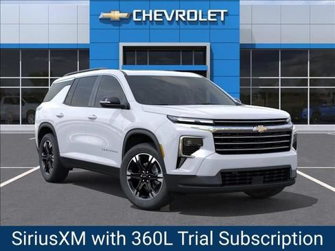 New 2027 Chevrolet Traverse LT w/ Sun and Wheel Package FWD image 8