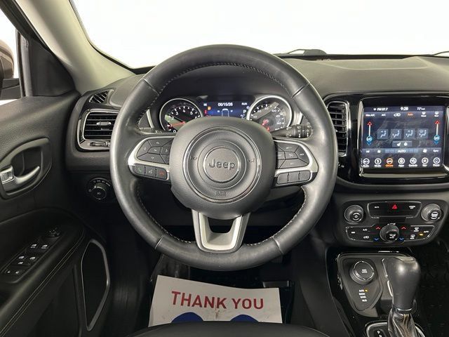 Used 2018 Jeep Compass Limited w/ Navigation Group AWD/4WD image 15