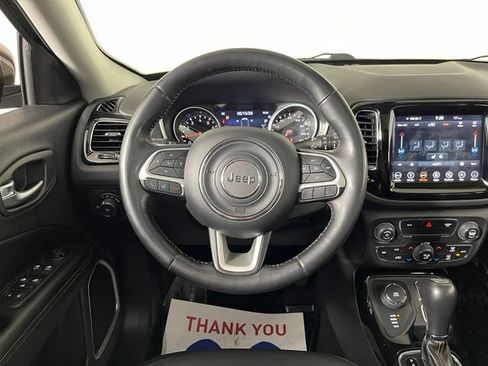 Used 2018 Jeep Compass Limited w/ Navigation Group AWD/4WD image 15
