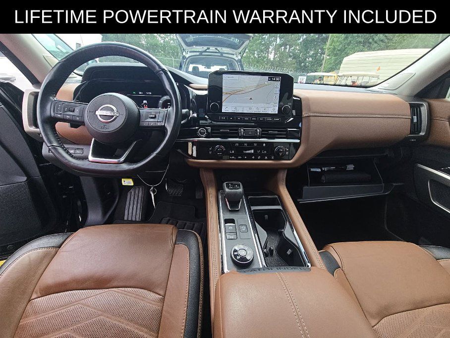 Used 2023 Nissan Pathfinder Platinum AWD/4WD image 11