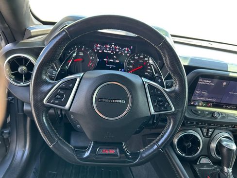 Used 2020 Chevrolet Camaro SS RWD image 13