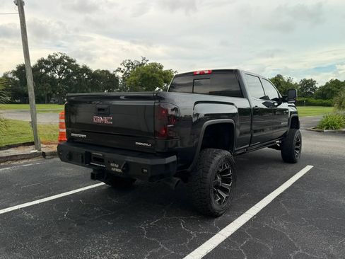 Used 2016 GMC Sierra 2500 Denali w/ Duramax Plus Package AWD/4WD image 5