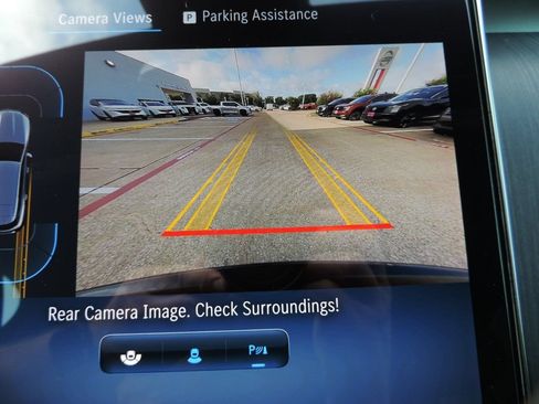 Used 2024 Mercedes-Benz GLC 300 image 29