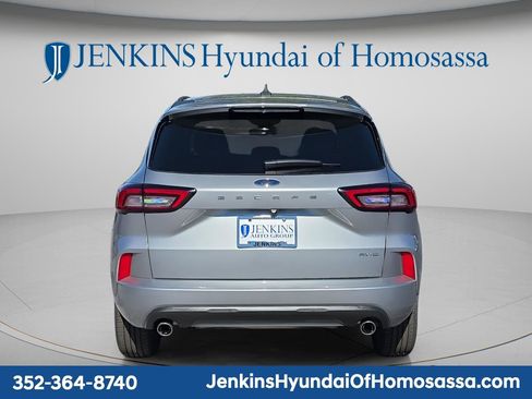 Used 2024 Ford Escape ST-Line AWD/4WD image 3