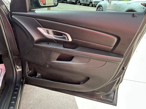 Used 2014 GMC Terrain SLE FWD image 16