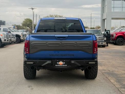 Used 2018 Ford F150 Raptor w/ Equipment Group 802A Luxury AWD/4WD image 8