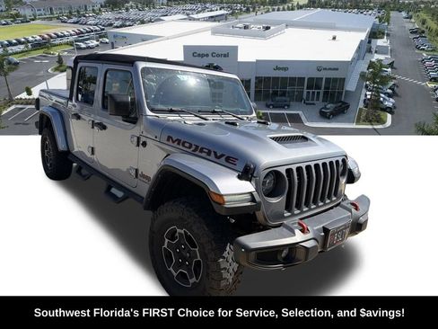 Used 2021 Jeep Gladiator Mojave w/ Dual Top Group AWD/4WD image 2