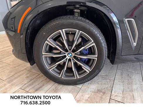 Used 2020 BMW X5 M50i w/ Premium Package AWD/4WD image 14