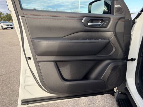 New 2026 Nissan Armada PRO-4X AWD/4WD image 16