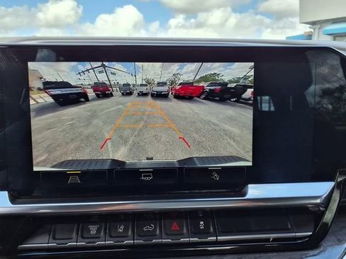 Used 2024 Chevrolet Silverado 3500 LTZ w/ LTZ Convenience Package image 21