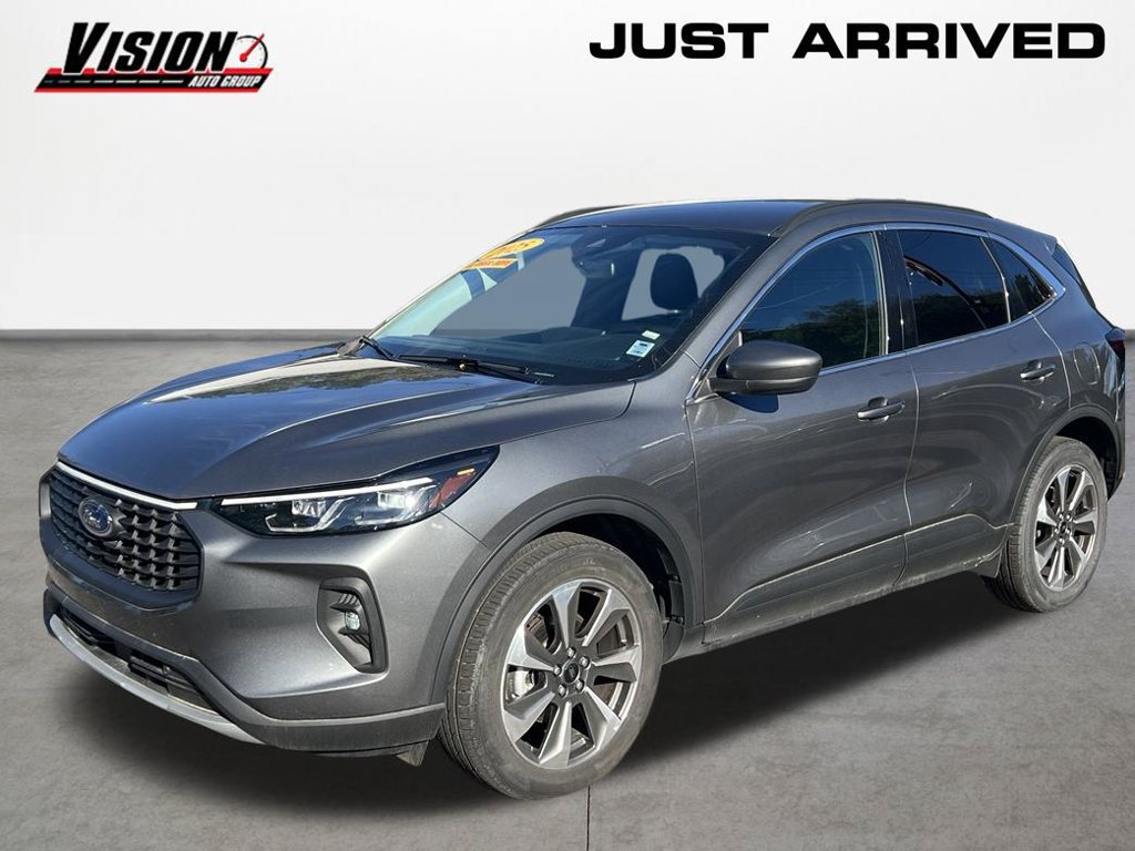 Used 2025 Ford Escape Platinum AWD/4WD 360° Tour