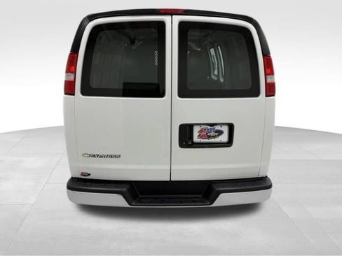 Certified 2025 Chevrolet Express 2500 w/ Driver Convenience Package RWD image 3