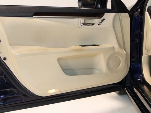 Used 2013 Lexus ES 350 image 27