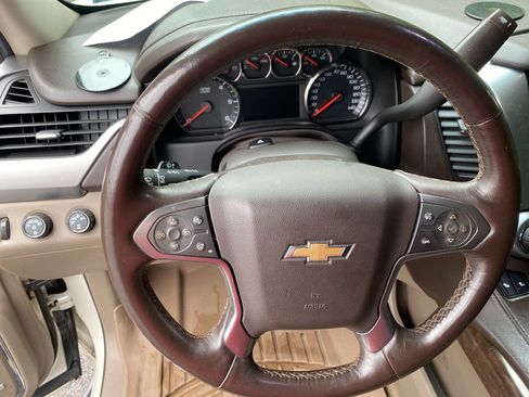 Used 2015 Chevrolet Tahoe LT w/ Luxury Package AWD/4WD image 12