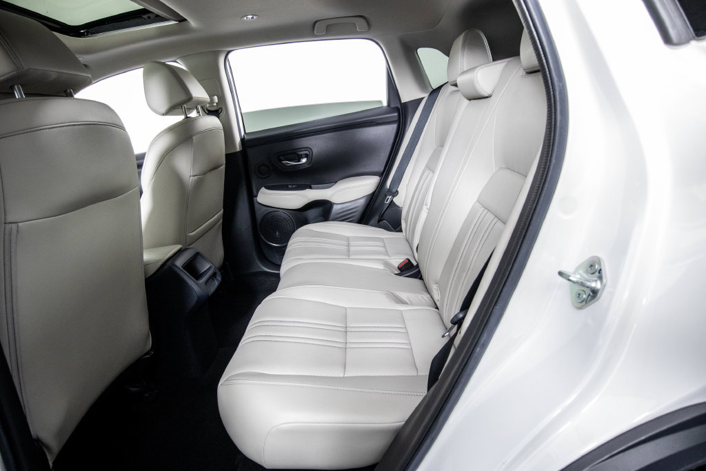 Used 2023 Honda HR-V EX-L image 12