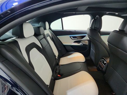 New 2026 Mercedes-Benz E 53 AMG e 4MATIC Sedan image 11