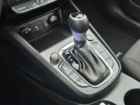 Used 2022 Hyundai Kona SEL w/ Convenience Package image 24