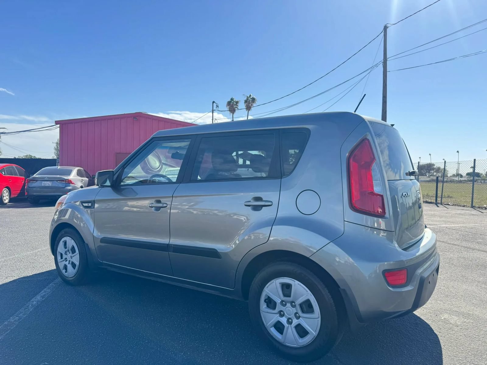 Used 2013 Kia Soul FWD image 4