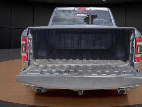 Used 2022 RAM 1500 Limited w/ Night Edition AWD/4WD image 8