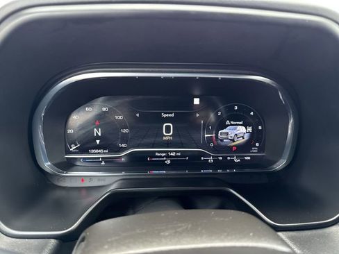 Used 2022 GMC Yukon SLT AWD/4WD image 11