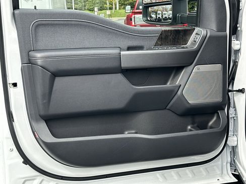 New 2025 Ford F350 Lariat w/ Lariat Ultimate Package image 17