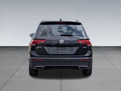 Used 2019 Volkswagen Tiguan SE AWD/4WD image 4