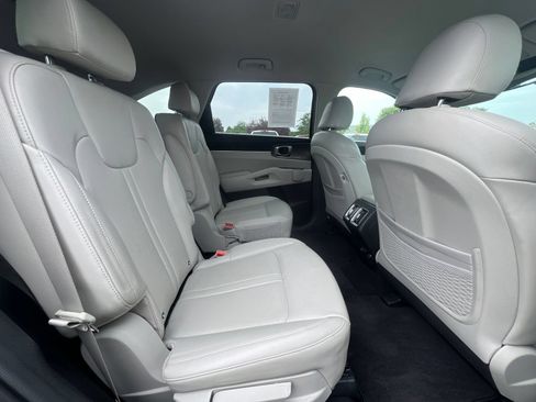 Used 2023 Kia Sorento EX AWD/4WD image 25