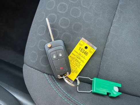 Used 2016 Chevrolet Trax LS image 31