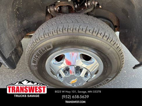 Used 2024 Chevrolet Silverado 3500 LT w/ Convenience Package AWD/4WD image 18