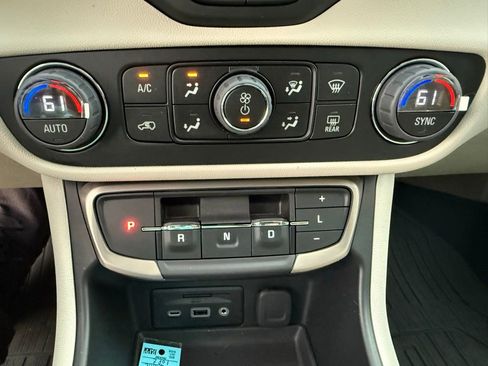 Used 2023 GMC Terrain Denali w/ LPO, Floor Liner Package AWD/4WD image 12