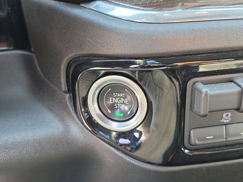 Certified 2025 Chevrolet Silverado 1500 LT RWD image 27