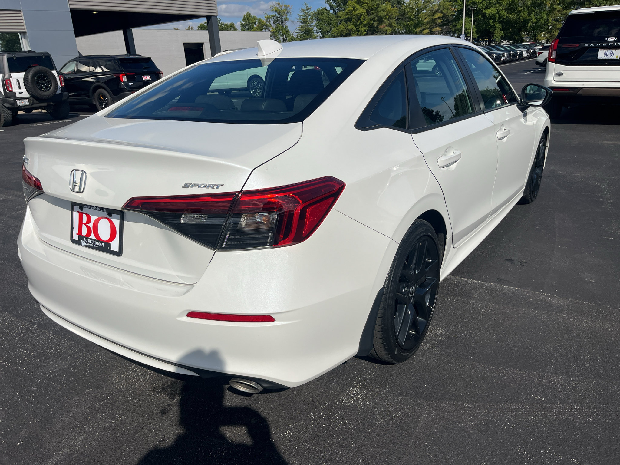 Used 2023 Honda Civic Sport image 11